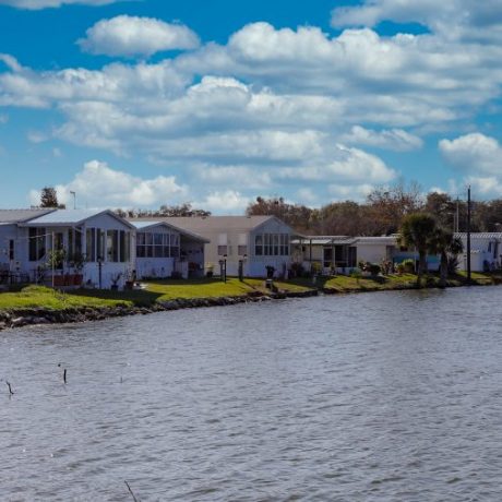 homes next to lake